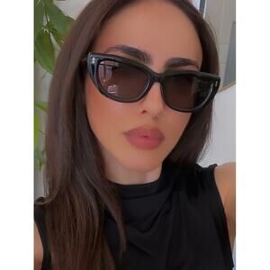 NEW Gucci GG1521S Black Cat Eye Sunglasses